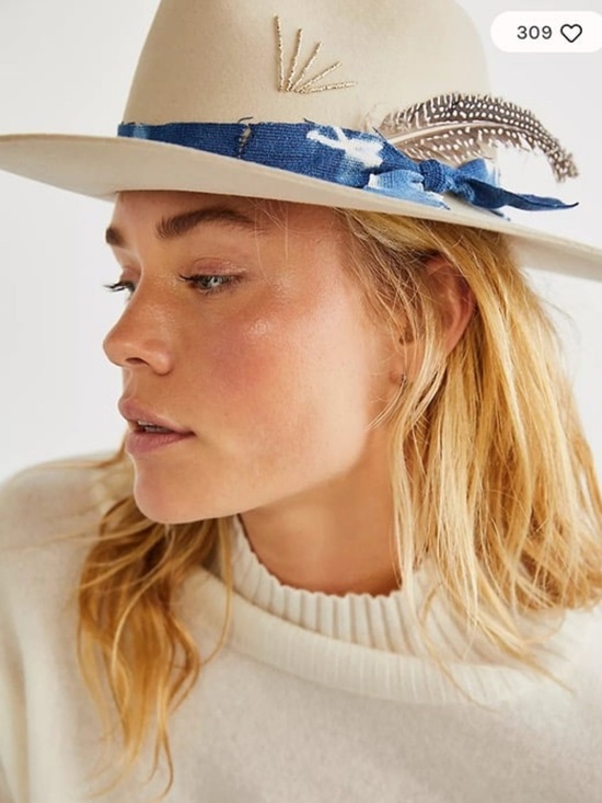 Free People lovely bird Cream Wide Brim Fedora with Navy Fringe Band size small